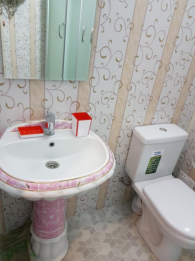 Ak Kalpak Guest House Cholpon-Ata Ngoại thất bức ảnh